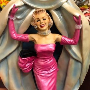 Vintage Marilyn Monroe art. First Edition. Limited